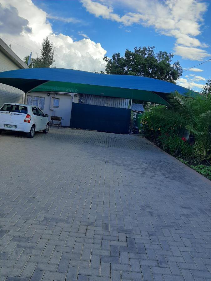 Sleep@161 Benade Drive Leilighet Bloemfontein Eksteriør bilde